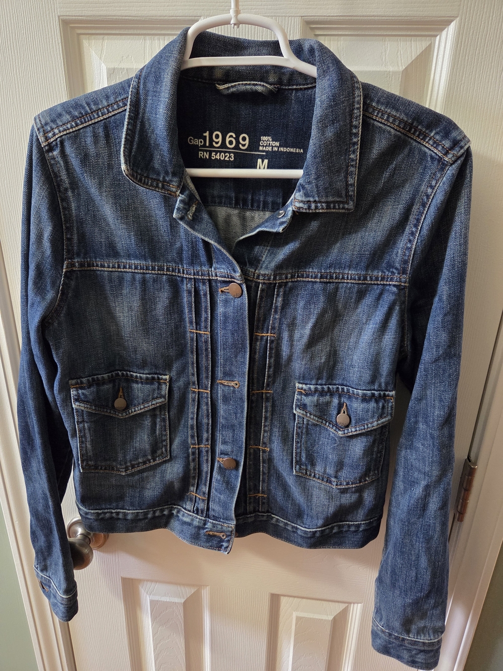 GAP 1969 Medium Blue Denim Jacket